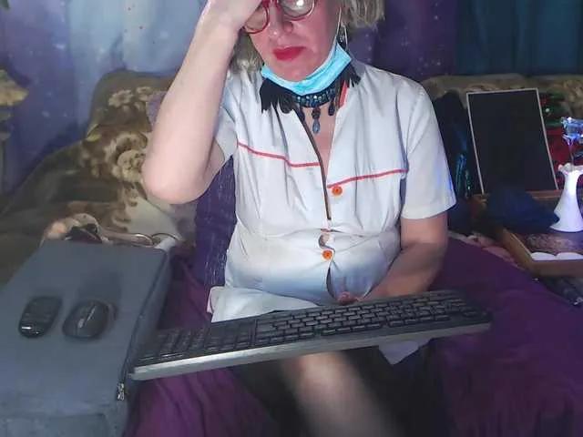 Offline Mila003 on BongaCams