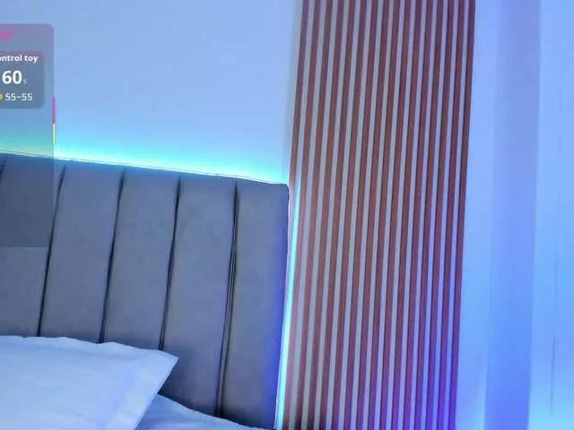 Offline naishaa1 on BongaCams