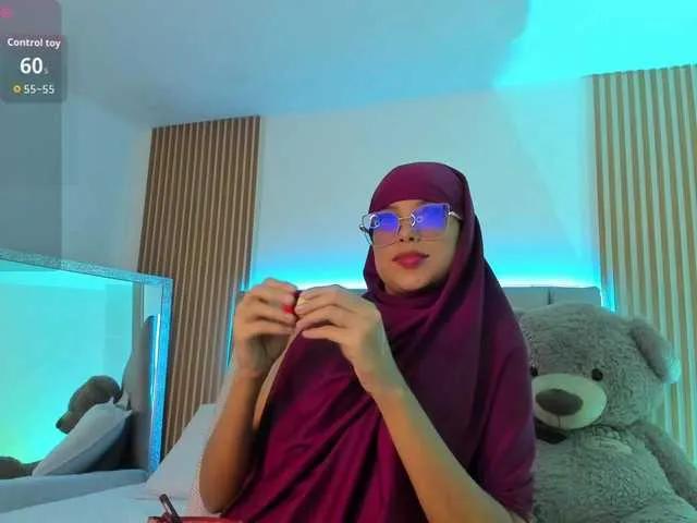 Offline naishaa1 on BongaCams