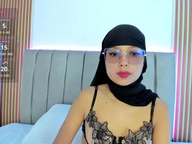 Offline naishaa1 on BongaCams