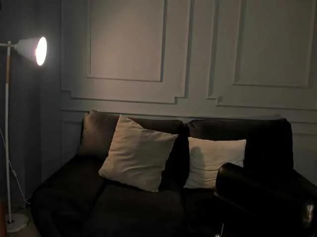 BongaCams NatalieLewis is Freechat NatalieLewis — What turns me on is when people speak to me with desire and make me feel like the only one. The slow caresses that run over my skin. I like being dominated with words, but I also like playing naughty and being in control. The game of power and...