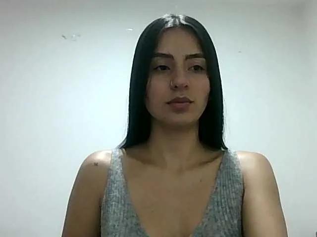 Natyglam — Me encienden las miradas intensas, las palabras atrevidas y la conexin real .

Intense eye contact, naughty words and real chemistry turn me on .