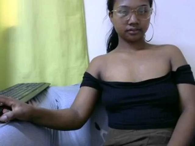 Freechat nickisexy on BongaCams