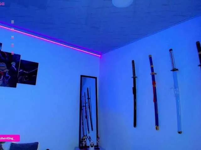 Nicorobin — I am a goddess, tattooed with pleasure and attitude, with curves that arouse fantasies. My body is art, thin but with a booty that does not go unnoticed. In each show, I transform into your obsession: playful, daring, intense..  Make me yours and...