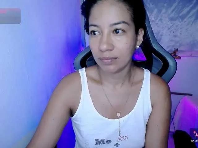 ninatinydoll on BongaCams 