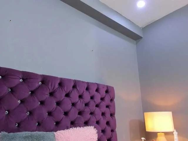 Offline RedAngel1- on BongaCams