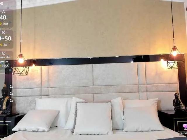 Offline RousseWalker on BongaCams