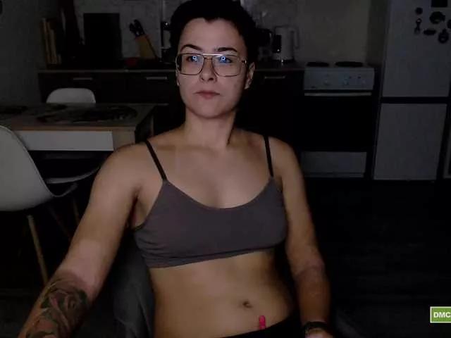 Sashanotfound on BongaCams 