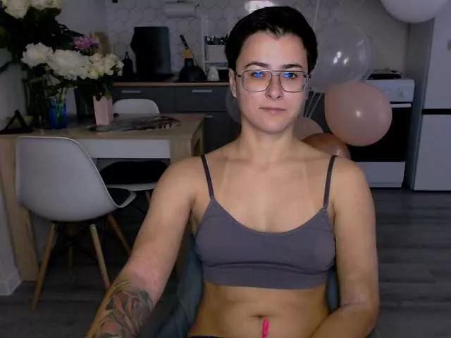 Sashanotfound on BongaCams 