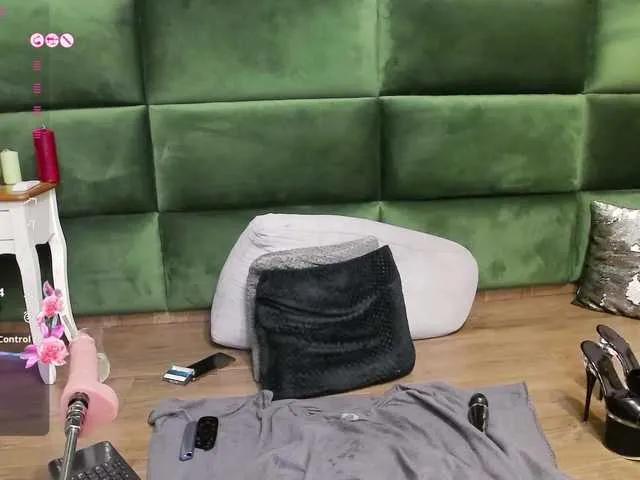 Freechat SelenSummer on BongaCams