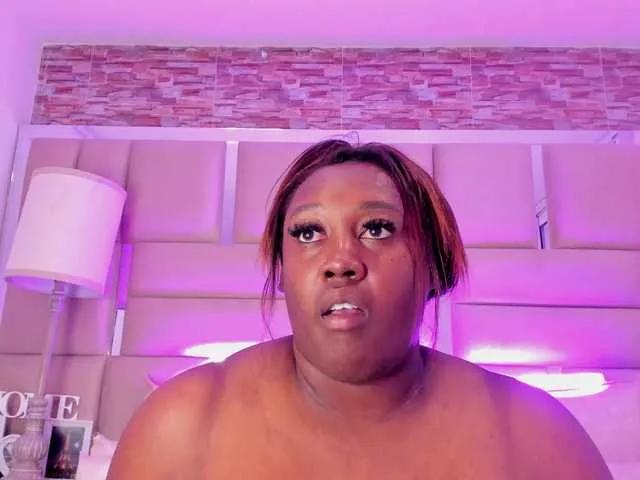 Freechat ShaniaBrown on BongaCams