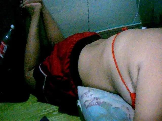 Offline Sizzlinghotpussy on BongaCams