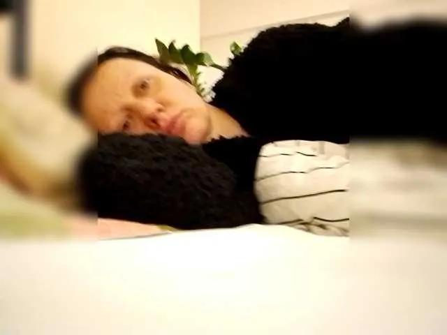 SmileDance on BongaCams