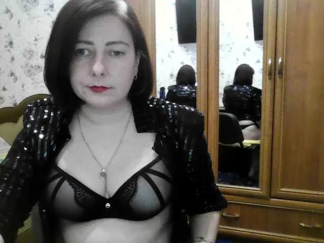 SophieNightAh — Nice guys that enjoy my show. It is one of the best feelings ever!