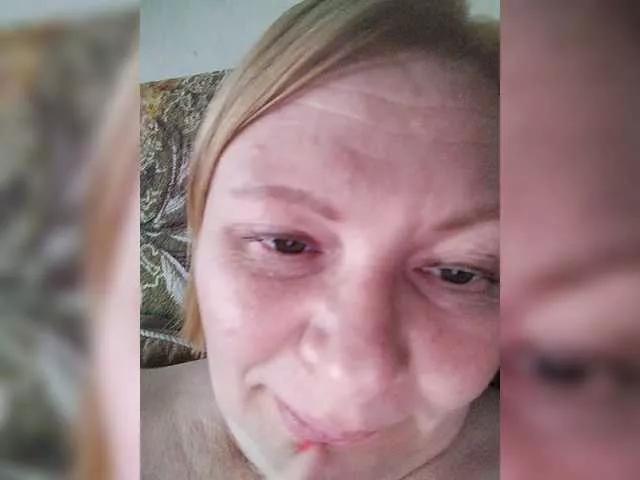 Offline Stella65 on BongaCams