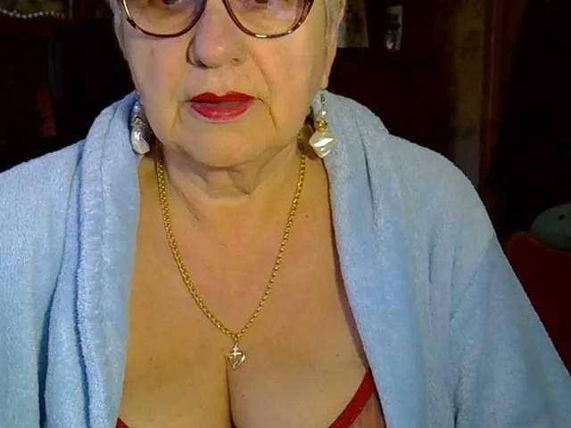 BongaCams SweetCherry00 is Freechat SweetCherry00 — gentle and not greedy when giving tokens