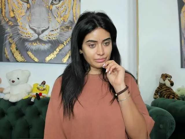 Offline SweetPrya on BongaCams