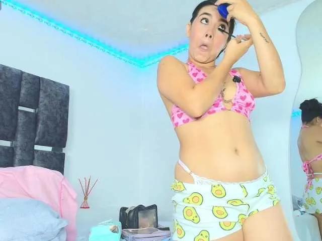 Offline taniamilan on BongaCams