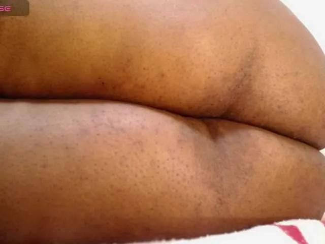 Freechat thickebonymilf on BongaCams