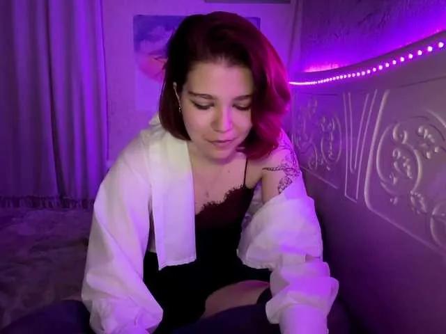 Offline TraceyKalani on BongaCams