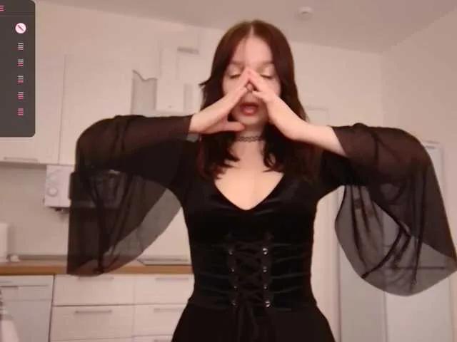 Freechat tyan-babe on BongaCams