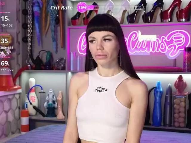 Offline Youlalia on BongaCams