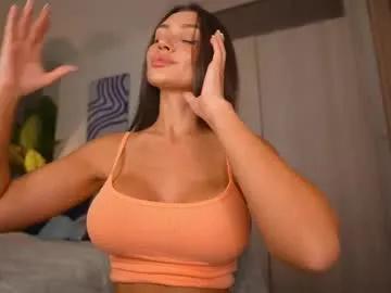 amylure — Topless [516 tokens left] #erotic #bigboobs #smile #bigass #squirt