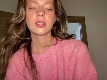 angel_from_sky — naked 10 minutes.... [2289 tokens remaining]