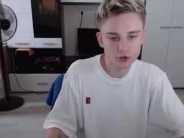 Freechat angryzan on Chaturbate