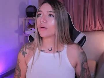 Freechat ashleyvalirya on Chaturbate