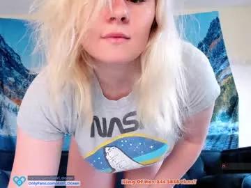 Freechat asiri_ocean on Chaturbate