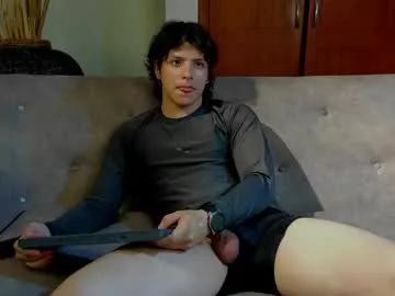 Freechat axelraven on Chaturbate