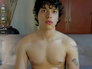 Freechat axelraven on Chaturbate