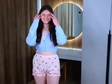 dwanasjostrom — GOAL: Look at you close to cam?  I'm Alline, im new here!! #new #shy #18 #Lovense #teen [15 tokens remaining]
