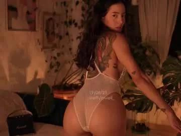 effylowell_ on Chaturbate 