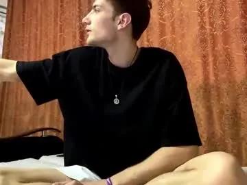 Freechat emiliacouple on Chaturbate