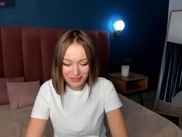 evelynpoole on Chaturbate 