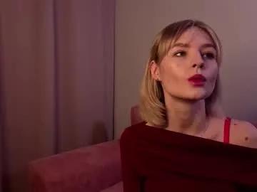 gwenkevwitch — goal : Smiley Dance <3 My name is Jannie and im very new here!! ^^ #shy #blonde #feet #young #new [0 tokens remaining]