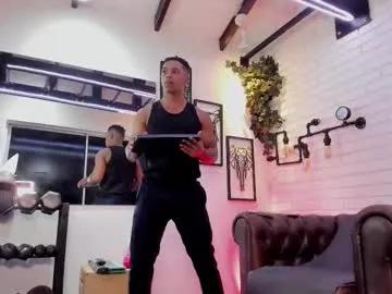 Freechat italomoore on Chaturbate