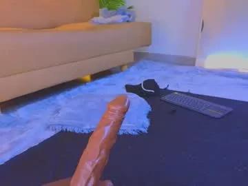 jadee__ — GOAL: ride dildo + squirt in this bbc [444 tokens left] #fuckmachine #bigass #anal #squirt #latina