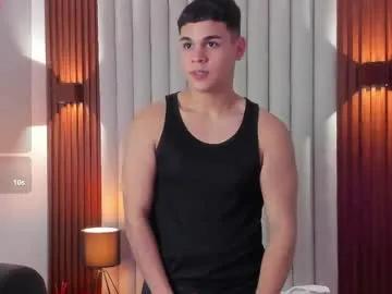 Freechat james_jonnes on Chaturbate