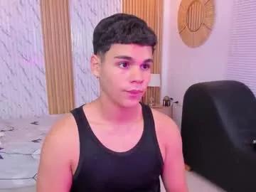 Freechat james_jonnes on Chaturbate