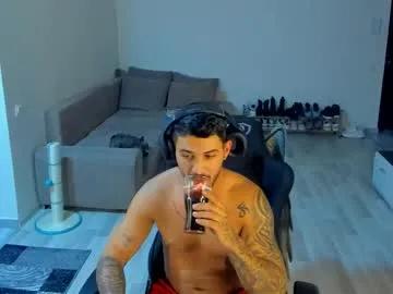 jonnyporn1 on Chaturbate 