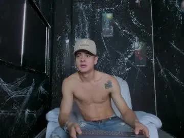 Freechat juniormorris_ on Chaturbate