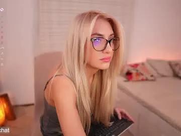 kimberhot — oily fingering at 2222 tokens /menu in chat ; #cum #squirt #anal #blonde My name is Kim. Please say hello, I like to chat with you. If you have requests or dirty talk, please use tip