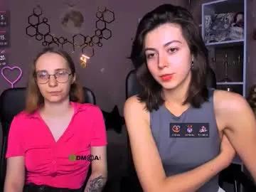 kitniss_dreamy — GOAL: flash ass [219 tokens remaining] Welcome to my room! #joi #daddysgirl #lesbian #strip #pvt