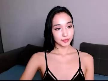 Freechat li_noen on Chaturbate