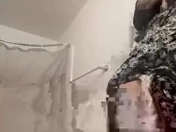 lilbratty_clouds_ogpuffdragon on Chaturbate 