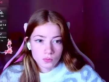 magicladyy — GOAL: Because you're beautiful [2177 tokens remaining] Welcome to my room! #redhair #biceps #nonude #sph #findom