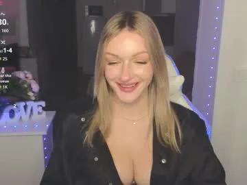 margaretsweet1 — Goal: Lovesne control 3 minutes #new #teen #lovense #skinny #blonde - Next Goal:  Squeeze tits under top